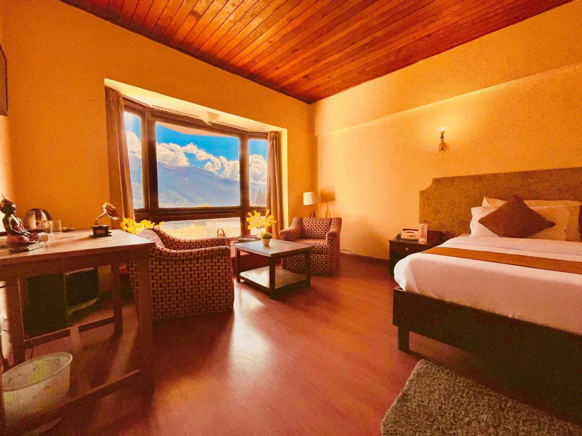 Sagar Resort !! Mountain View ! Luxury Stay ! Family Resort ! Private Parking ! Near Mall Road มะนาลี ภายนอก รูปภาพ