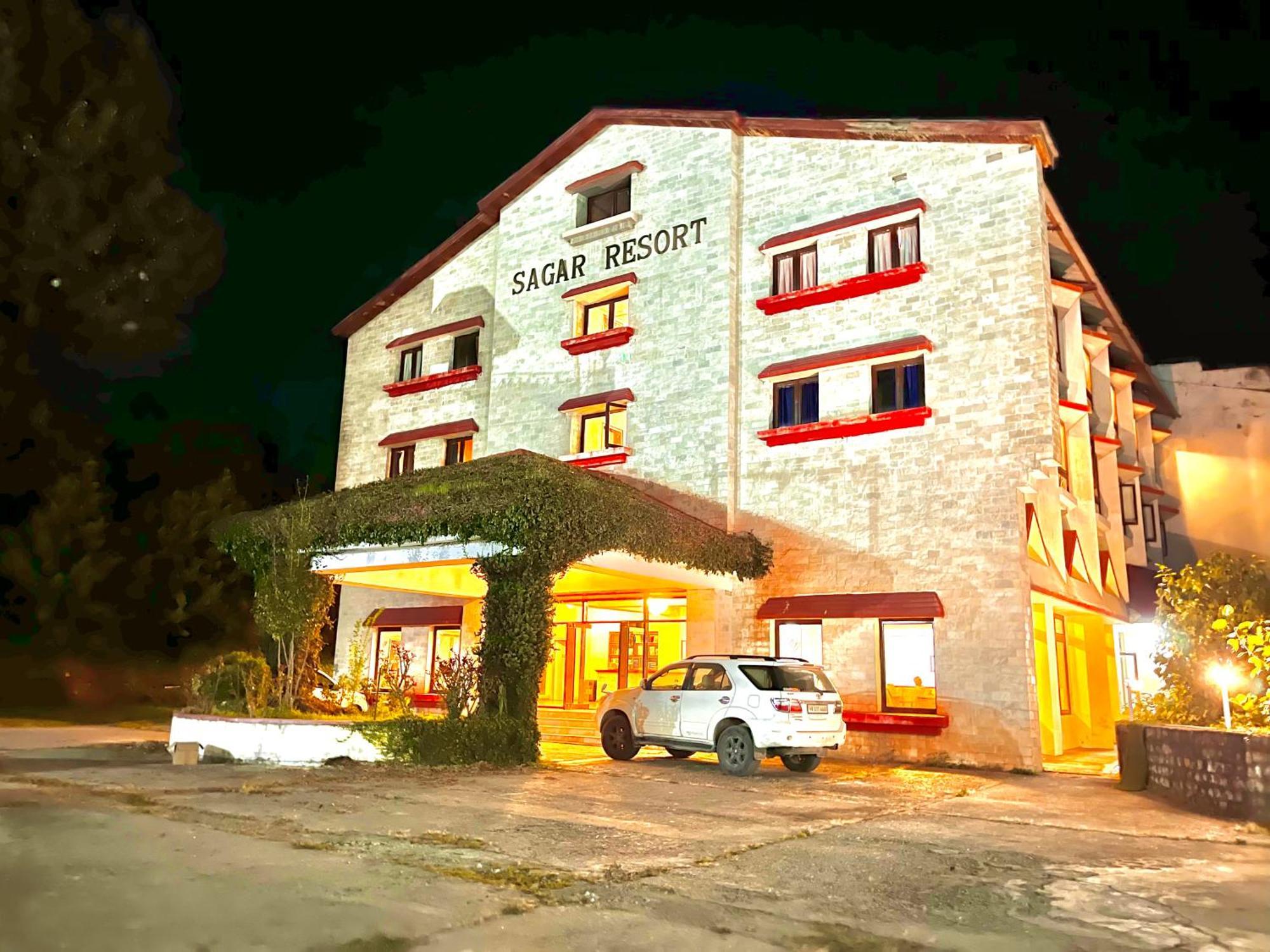 Sagar Resort !! Mountain View ! Luxury Stay ! Family Resort ! Private Parking ! Near Mall Road มะนาลี ภายนอก รูปภาพ