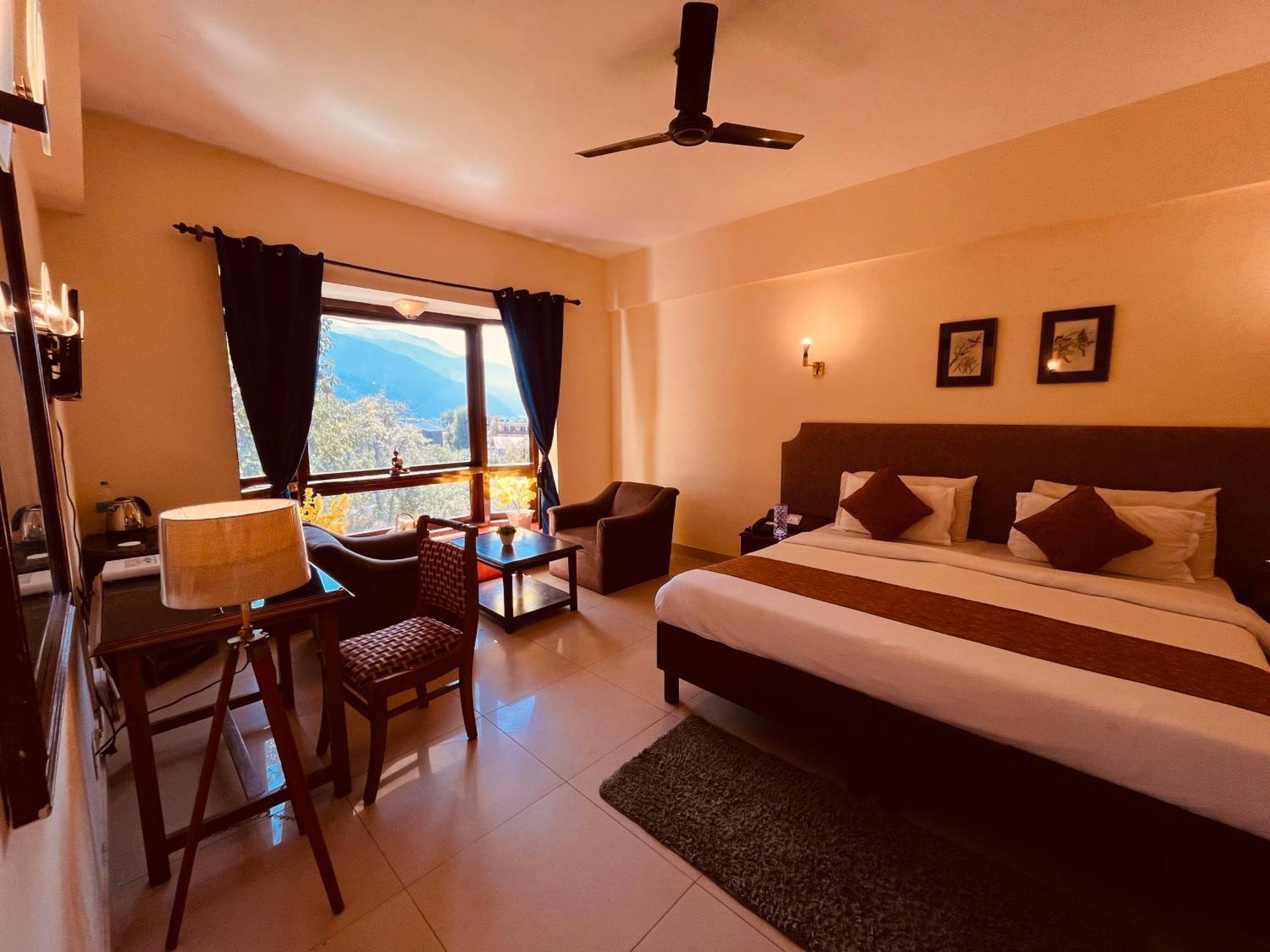 Sagar Resort !! Mountain View ! Luxury Stay ! Family Resort ! Private Parking ! Near Mall Road มะนาลี ภายนอก รูปภาพ